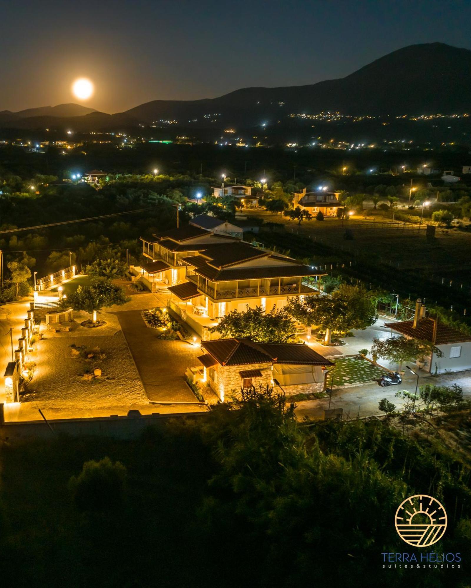 Terra Helios Suites & Studios Кипарисия Экстерьер фото