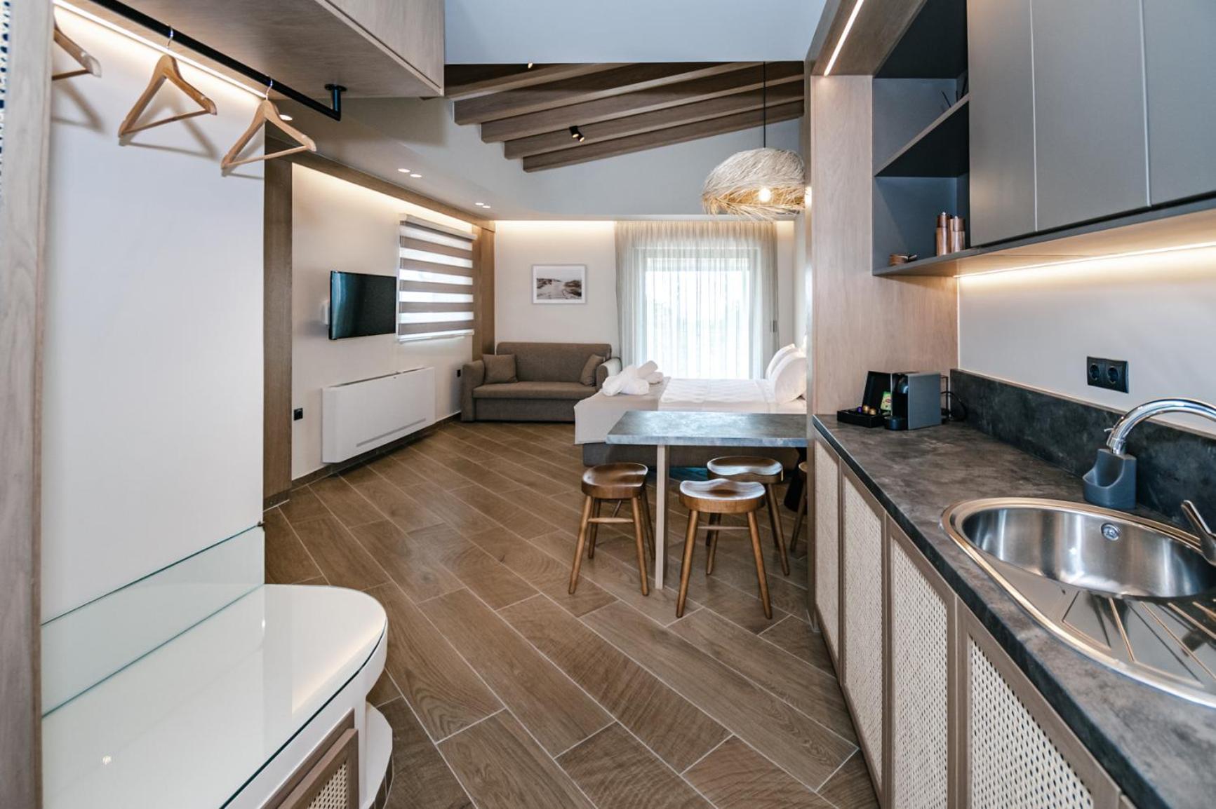 Terra Helios Suites & Studios Кипарисия Номер фото