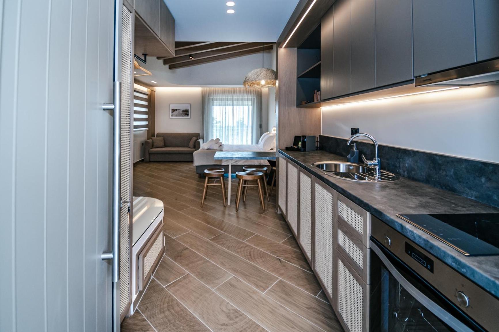 Terra Helios Suites & Studios Кипарисия Номер фото