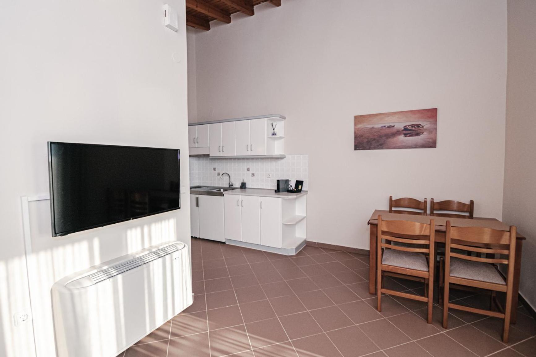 Terra Helios Suites & Studios Кипарисия Номер фото